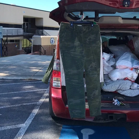 Ann Taylor LOFT Julie Olive Green Camo Trousers Pants Button Back Pockets 10 - Picture 14 of 15